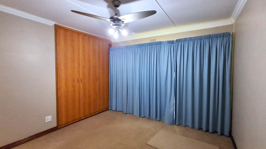 3 Bedroom Property for Sale in Protea Park North West